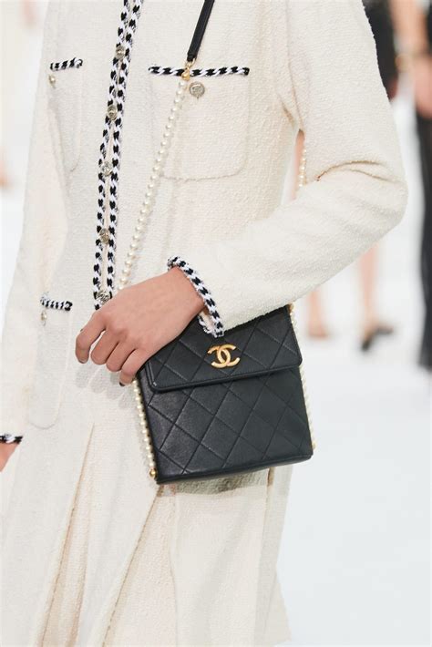 chanel large shopping bag 2016|chanel small shopping bag 2021.